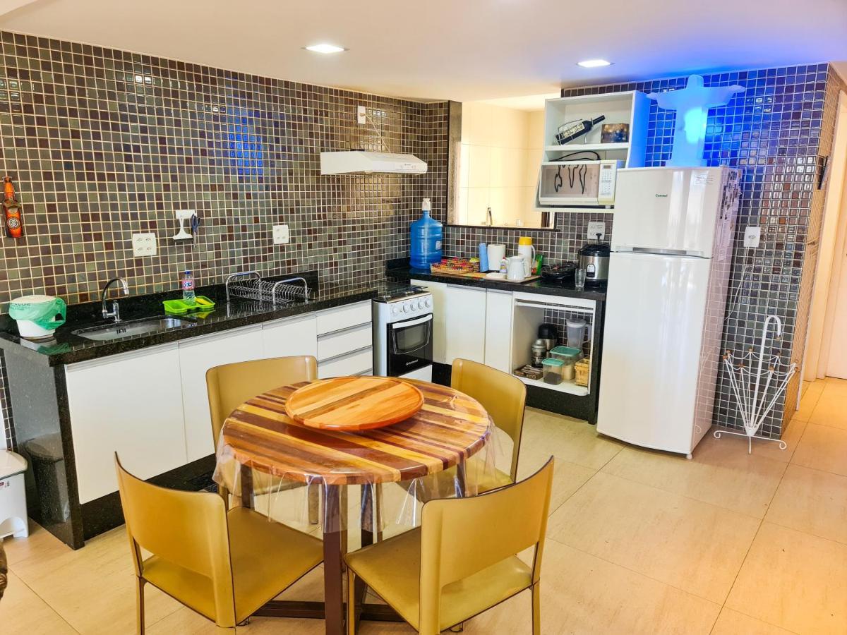 Apartamento Pe Na Areia - Praia Do Forte カボ・フリオ エクステリア 写真