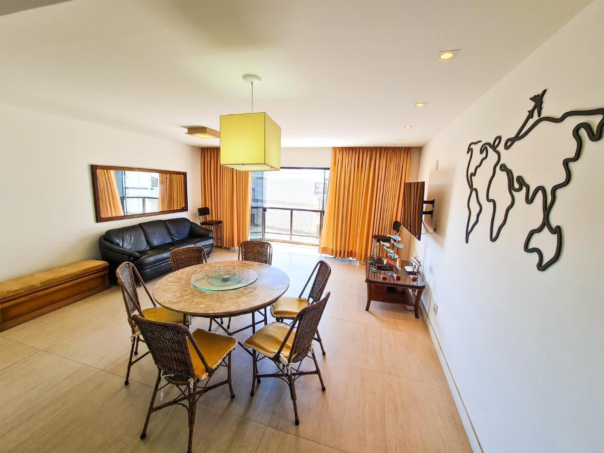 Apartamento Pe Na Areia - Praia Do Forte カボ・フリオ エクステリア 写真
